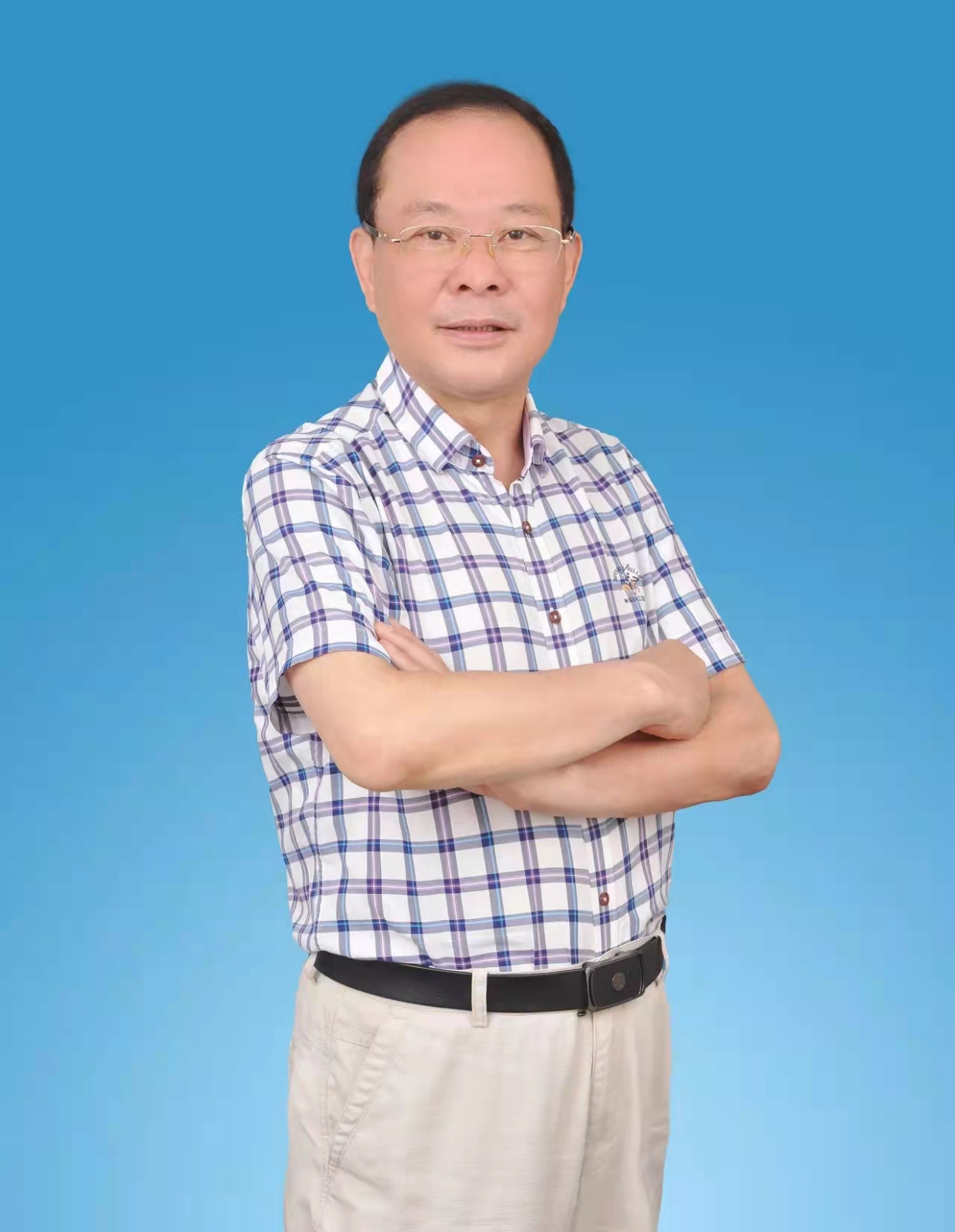 徐雄祥（副院长）(图1)