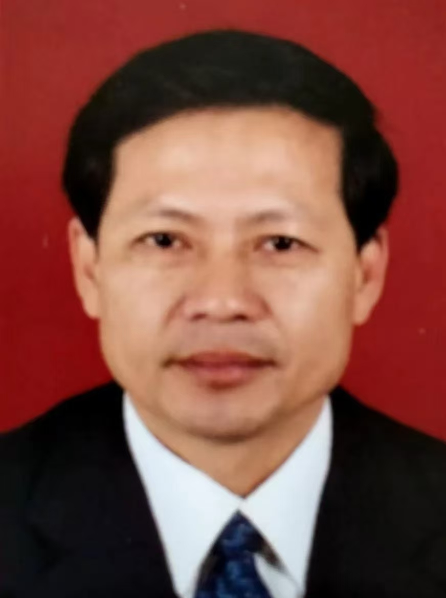 陈镇文（理事）(图1)